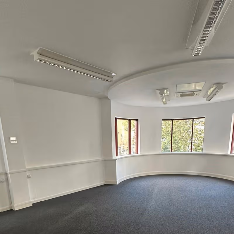 45 Monmouth St, London - Image 3