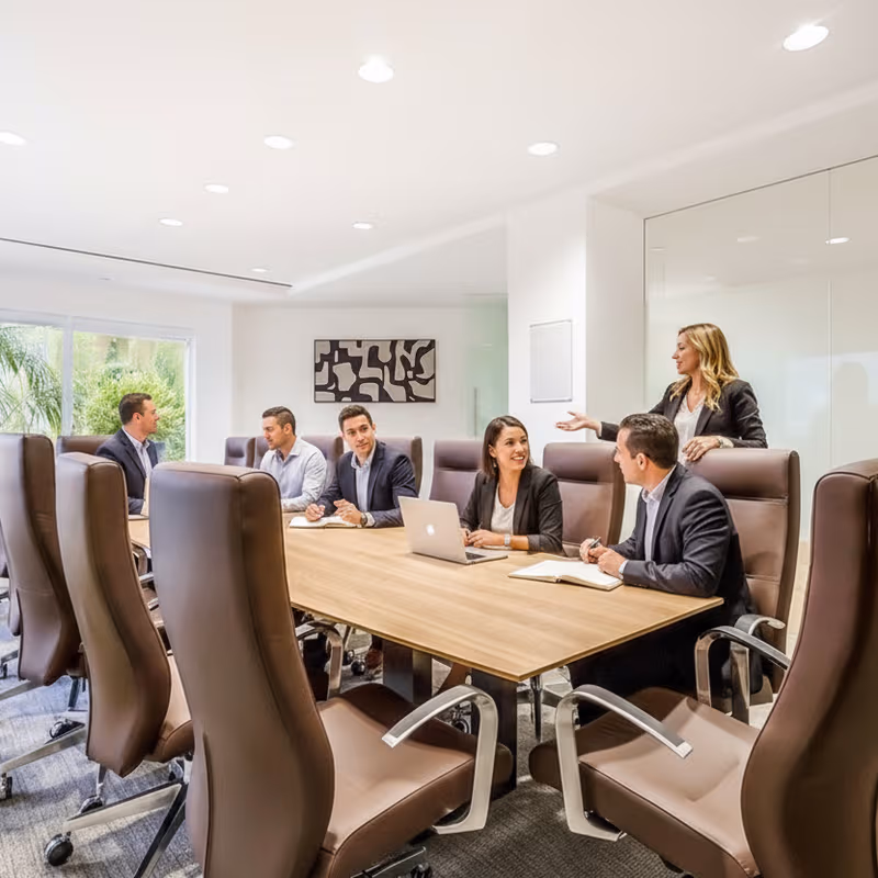 21300 Victory Boulevard, Woodland Hills - Image 24