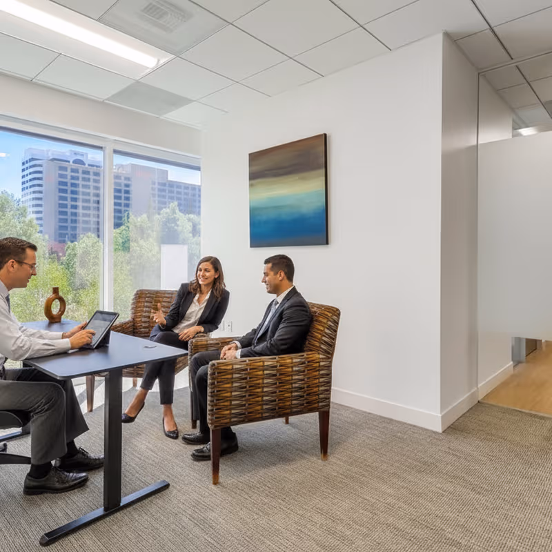 21300 Victory Boulevard, Woodland Hills - Image 23