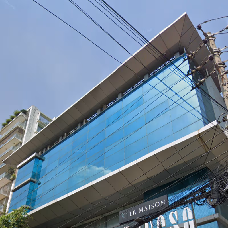 Road-11 Banani, Dhaka - Image 5