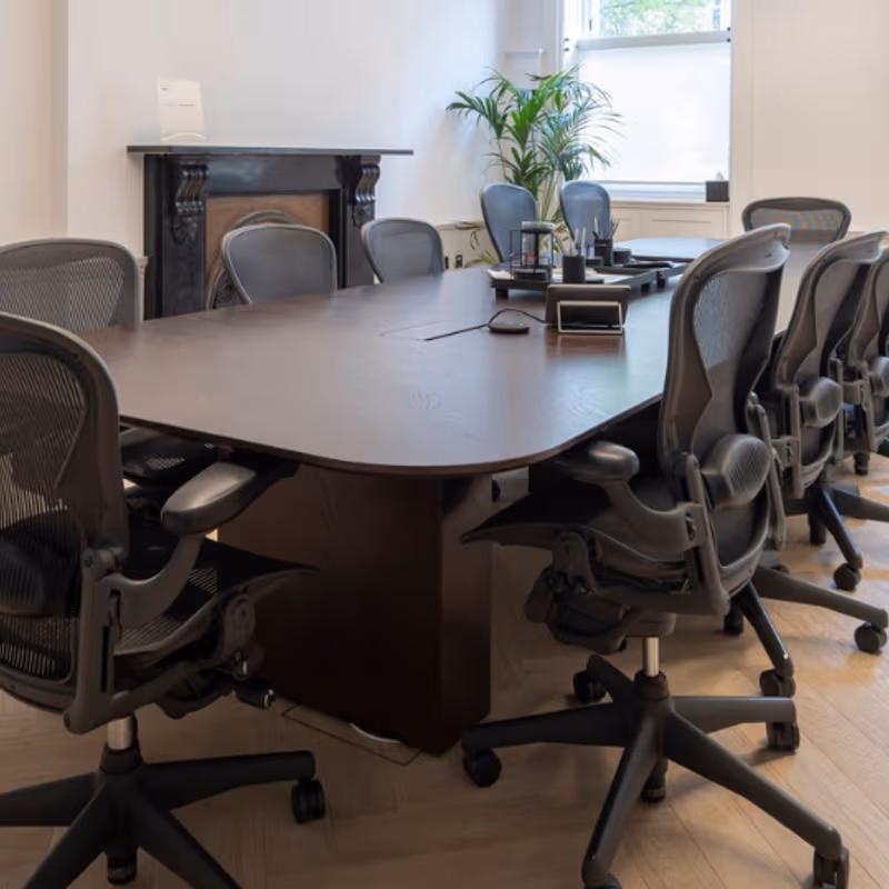 33 Bedford Place, London - Image 3