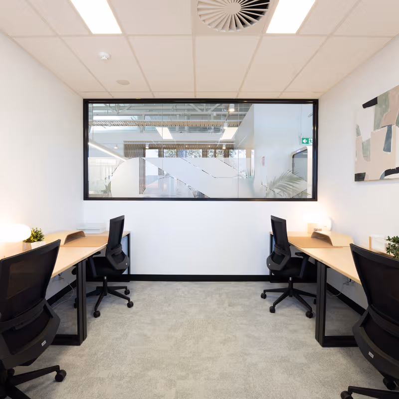 13-15 Cochranes Road, Moorabbin - Image 2