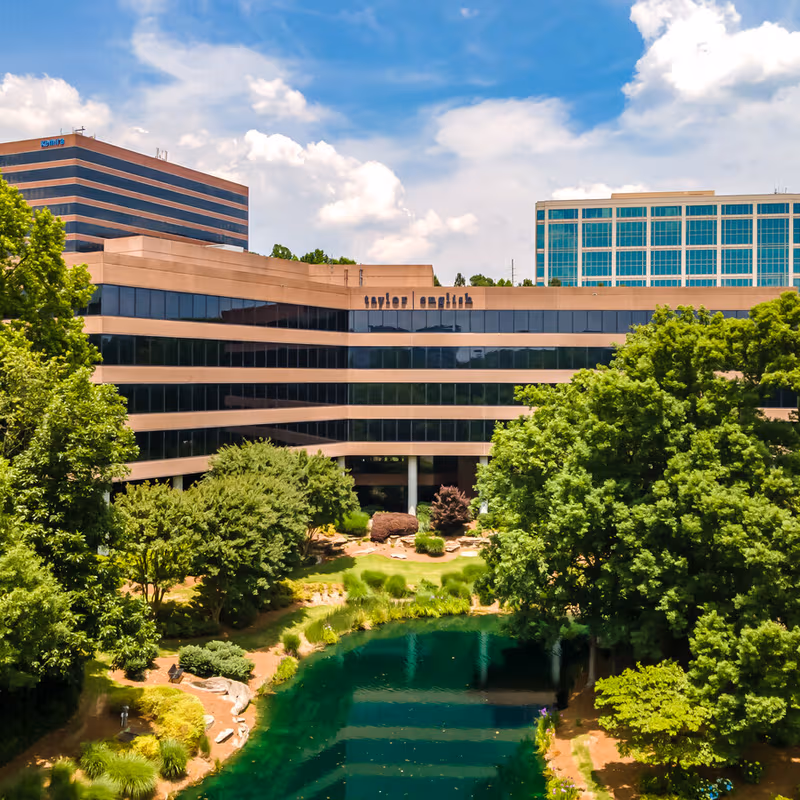 1600 Parkwood Circle Se, Atlanta - Image 6