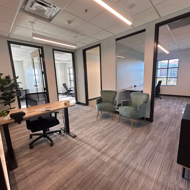 1600 Parkwood Circle Se, Atlanta - Image 2