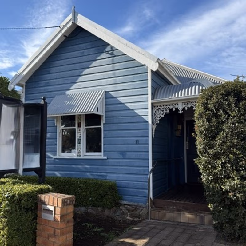 11 Belmore Road, Lorn - Image 6