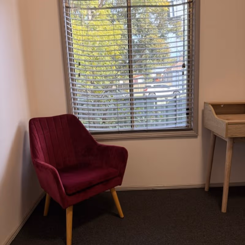 11 Belmore Road, Lorn - Image 3