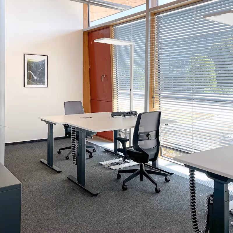 2 Bahnhofsplatz, Rüsselsheim Am Main - Image 2