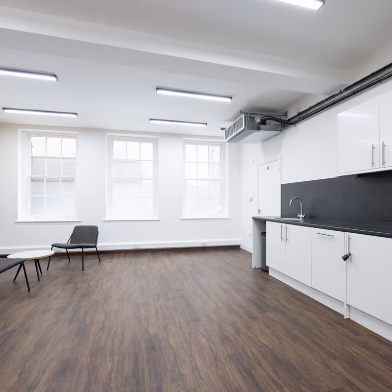 15 Grape Street, Greater London - Image 3