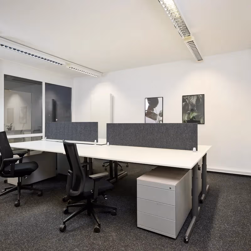 31 Bergstrasse, Weinheim - Image 1