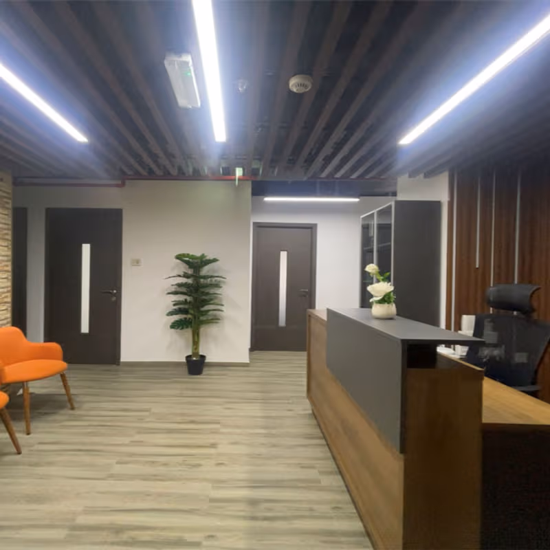 Corniche Street, Sharjah - Image 5