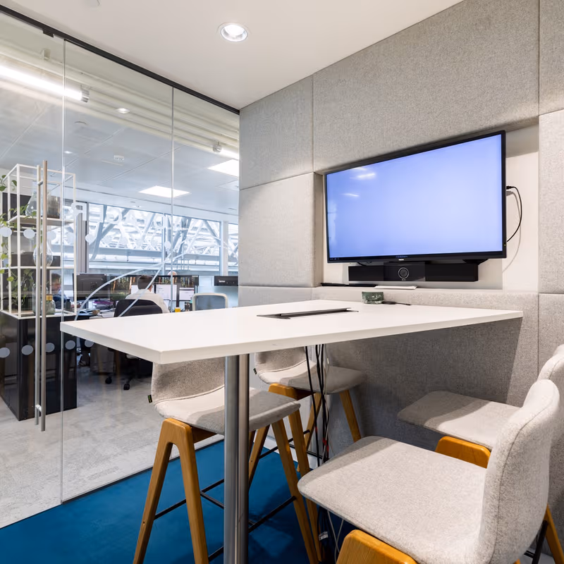 111 Buckingham Palace Road, London - Image 2