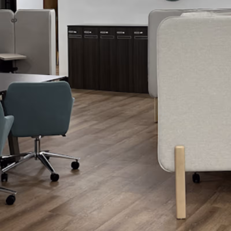 950 Franklin Ave, Garden City - Image 1