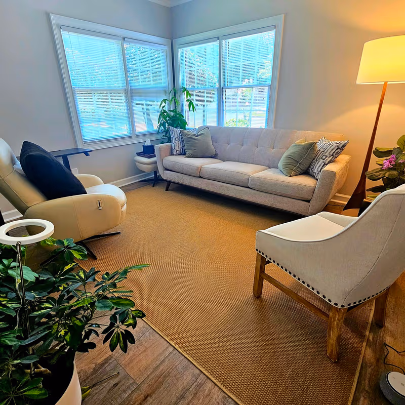 1404 Bombay Lane, Roswell - Image 2