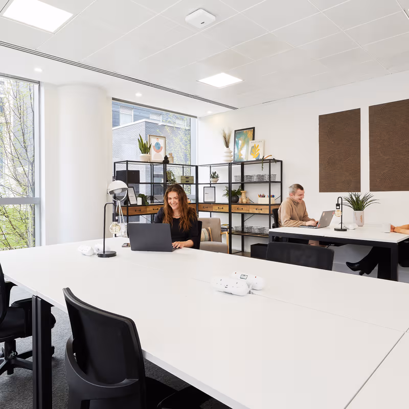 1 Riverside Way, Leeds - Image 7