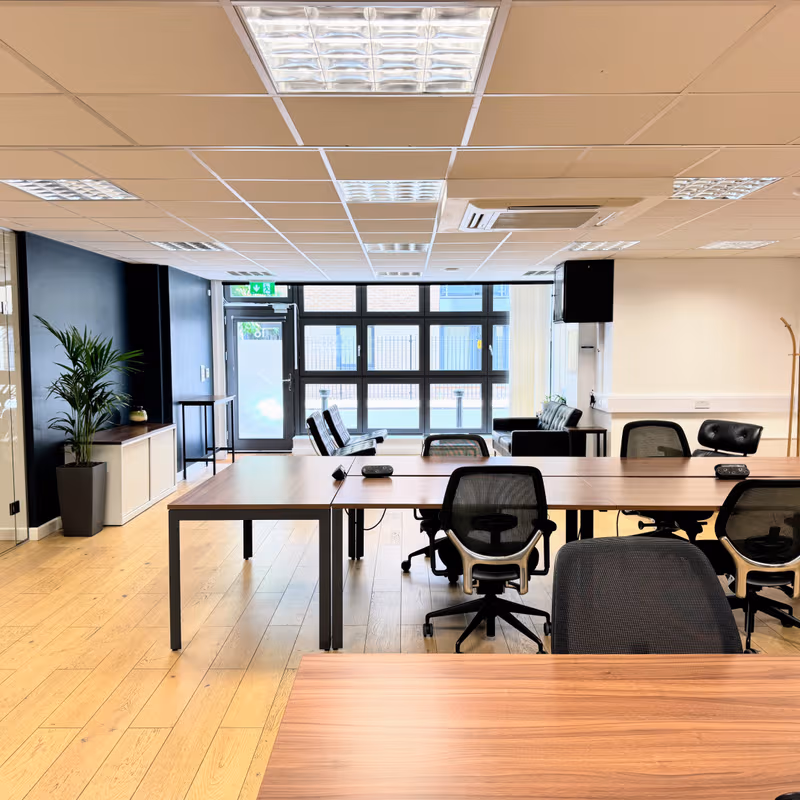 16 Cole Street, Greater London - Image 2