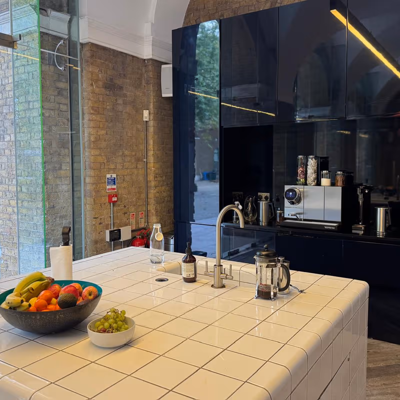 11 Cavalry Square, London - Image 2
