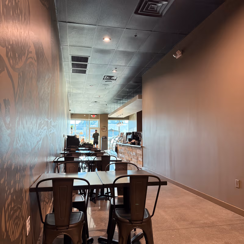 7175 N Davis Highway, Pensacola - Image 1
