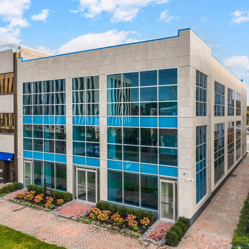 1051 Franklin Avenue, Garden City - Image 6