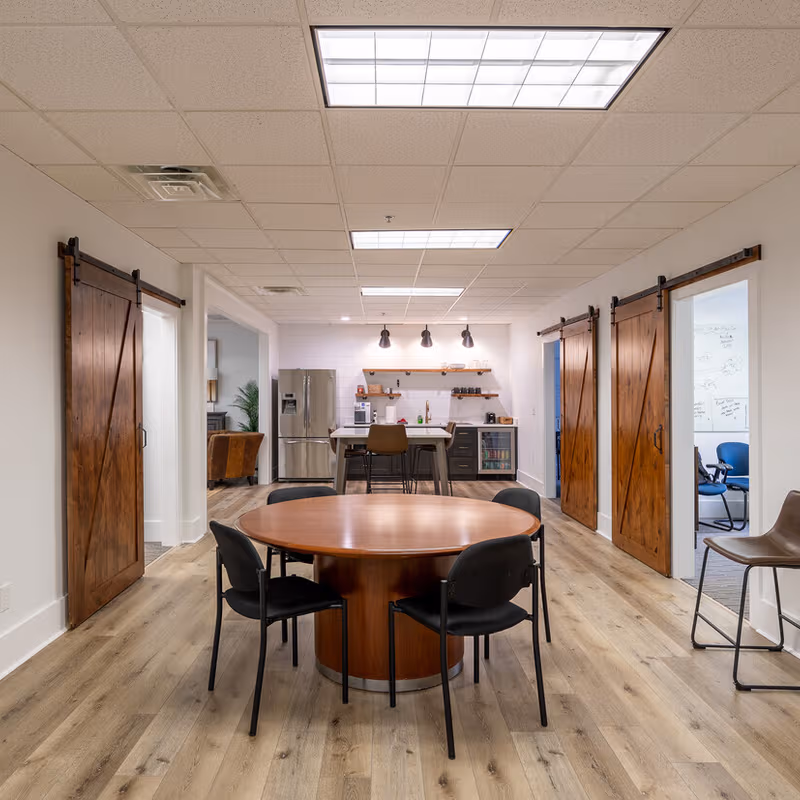 290 South Main Street, Alpharetta/atlanta - Image 2