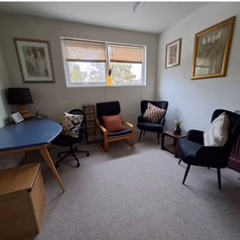 9A Fairfax Dr, Southend On Sea - Image 3