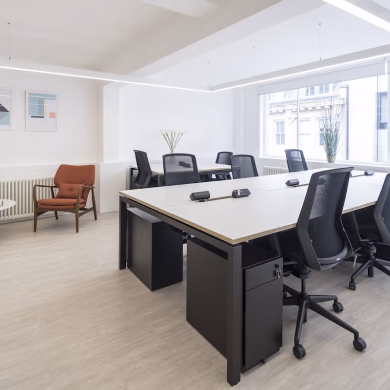 10 Rathbone Place, Greater London - Image 5
