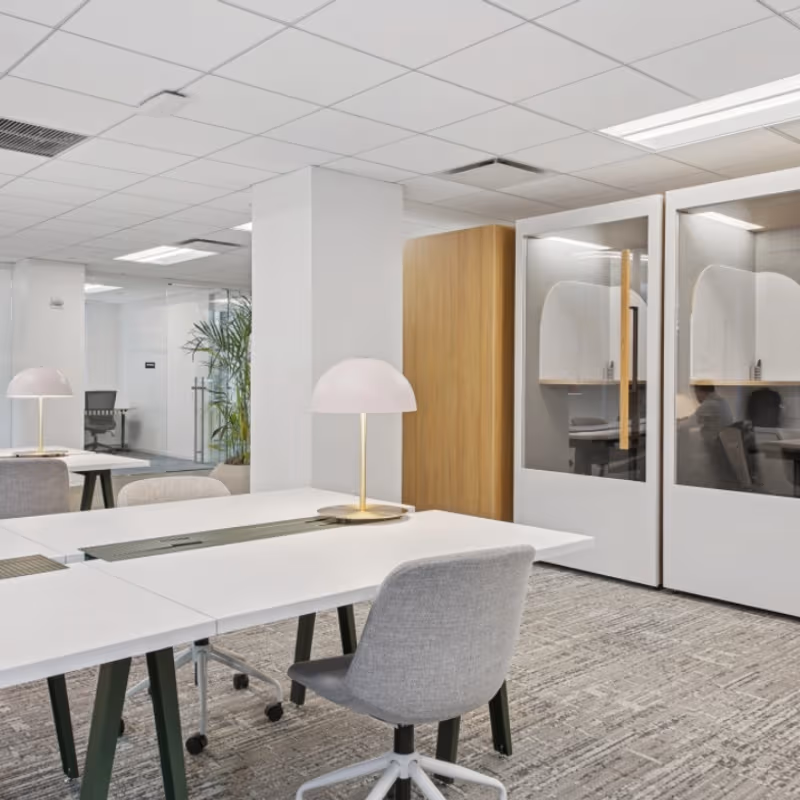 200 West 41st Street, New York - Image 4