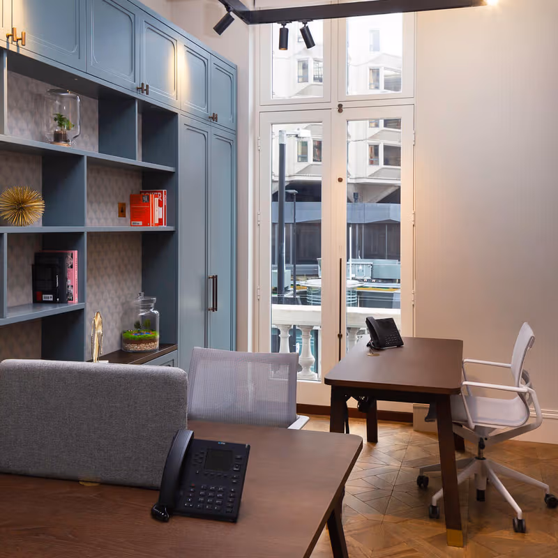 64 Knightsbridge, London - Image 5