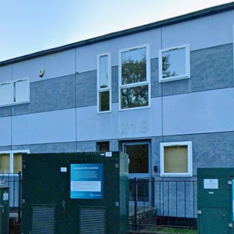 219 Hool Cl, Greater London - Image 4