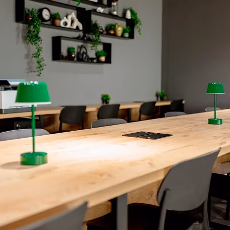 Al Reem Island - Rt1, Abu Dhabi - Image 1