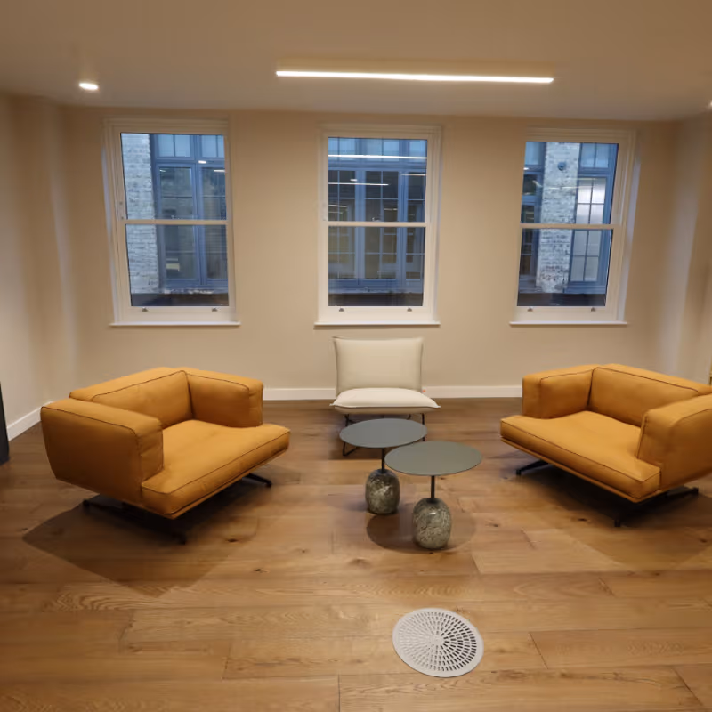 3 Kingly Court Carnaby, London - Image 5