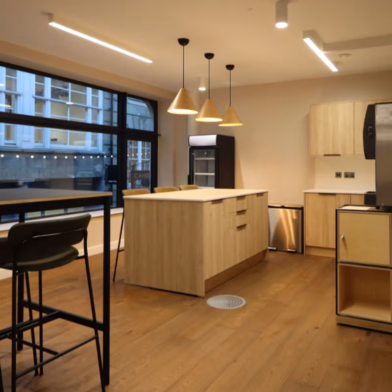 3 Kingly Court Carnaby, London - Image 6