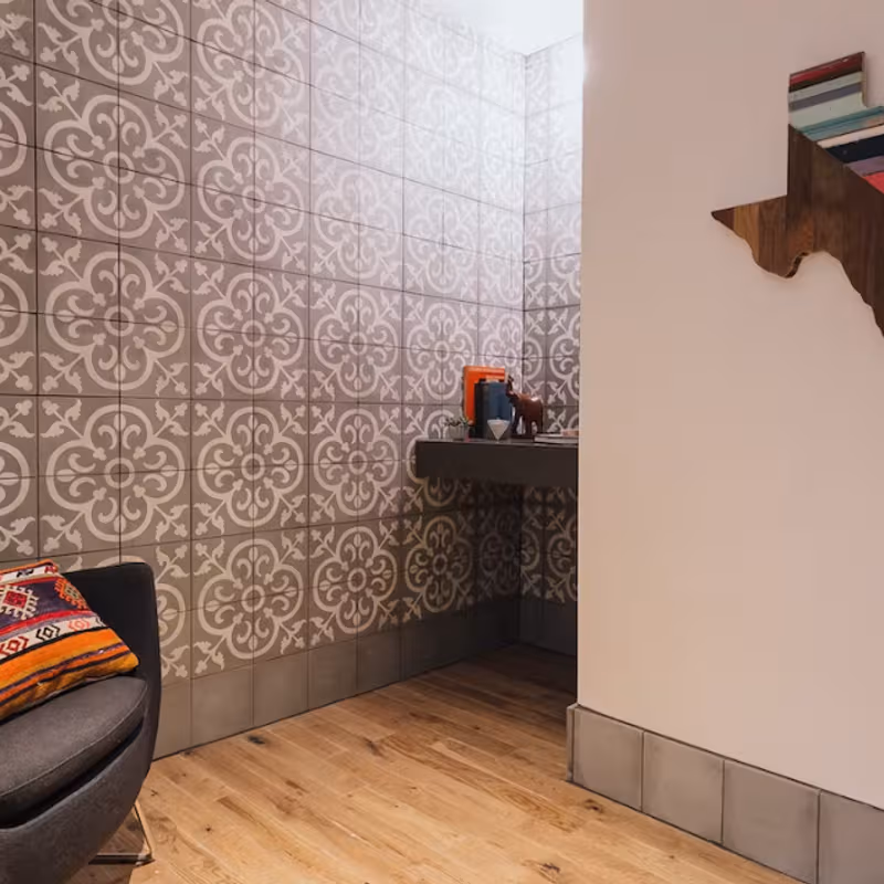 undefined - Image 13