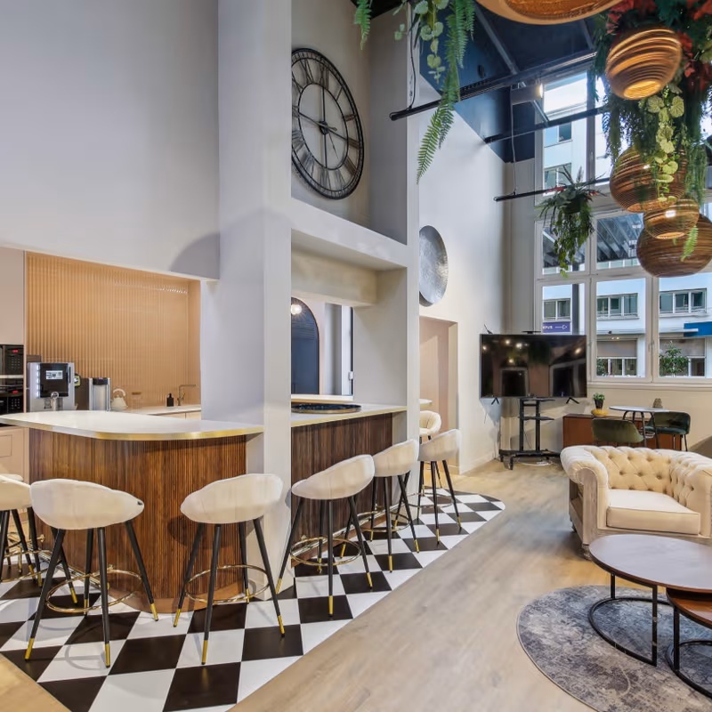 64 Rue De Saintonge, Paris - Image 2
