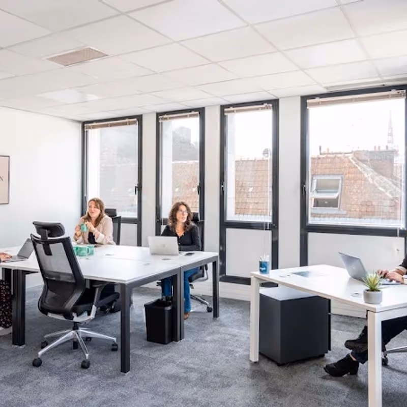 12-14 Rue Vieux Faubourg, Lille - Image 1