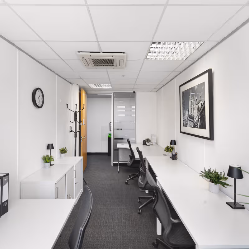 100 Borough High Street, Greater London - Image 10