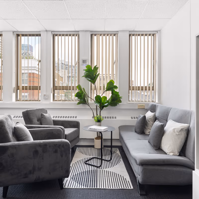 100 Borough High Street, Greater London - Image 9