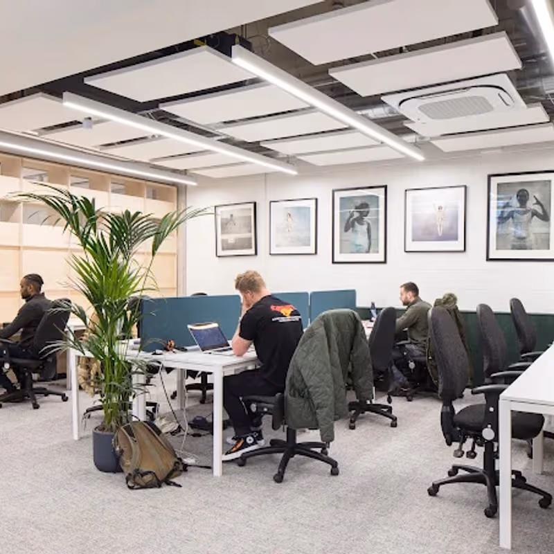 111 Seven Sisters Road Finsbury Park, London - Image 4