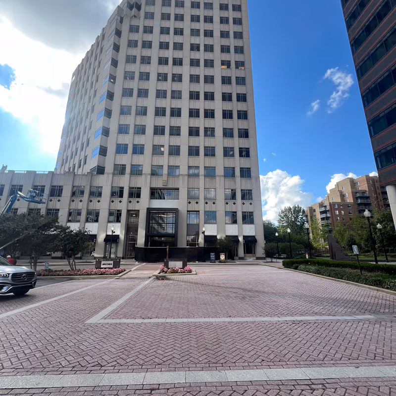 1100 N Glebe Road, Arlington - Image 15