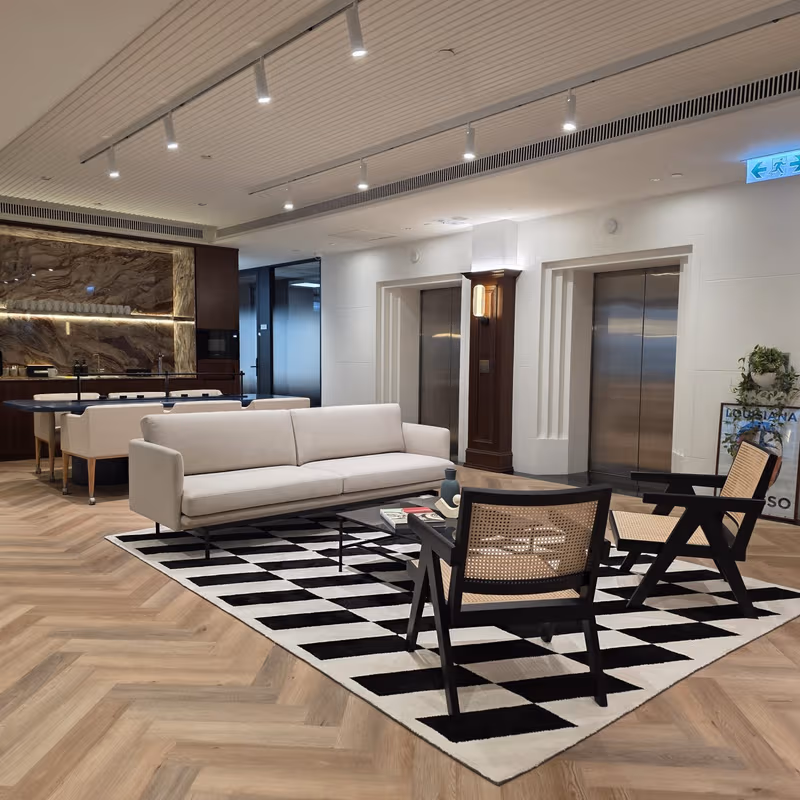 9 Queen's Road Central, Central - Image 8