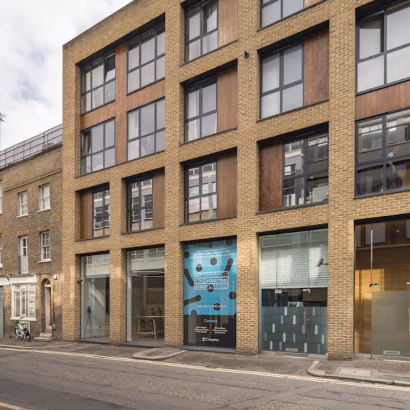 28 Scrutton Street, Greater London - Image 9