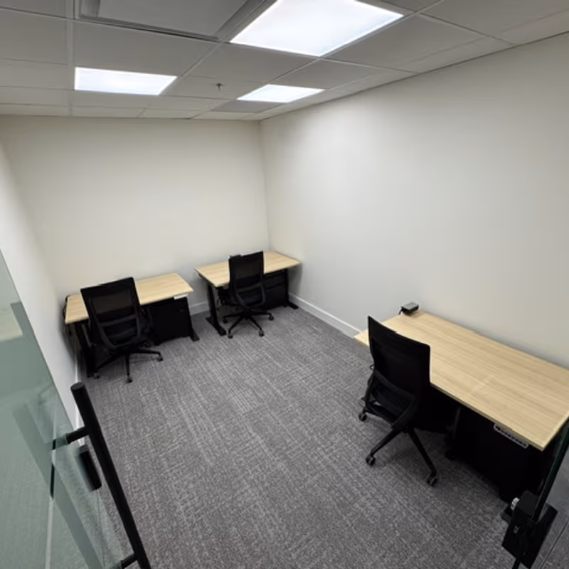 197 Yonge Street, Toronto - Image 1
