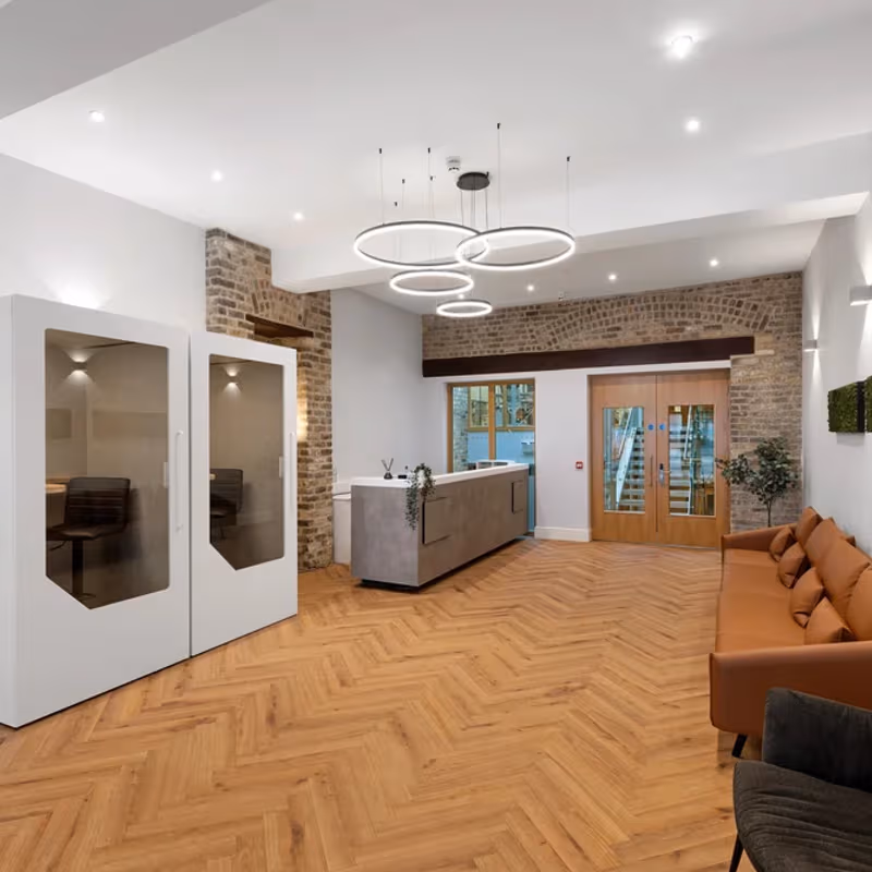 42/43 Westland Exchange, Dublin 2 - Image 1