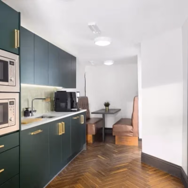 22/23 Pembroke Street Upper, Dublin 2 - Image 2