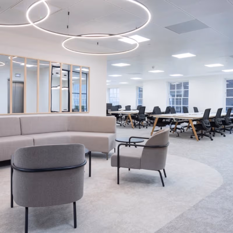 42 Trinity Square, London - Image 3