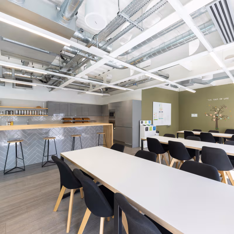 10 Parkway, London - Image 4