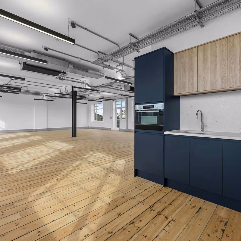 74-77 White Lion St, London - Image 3