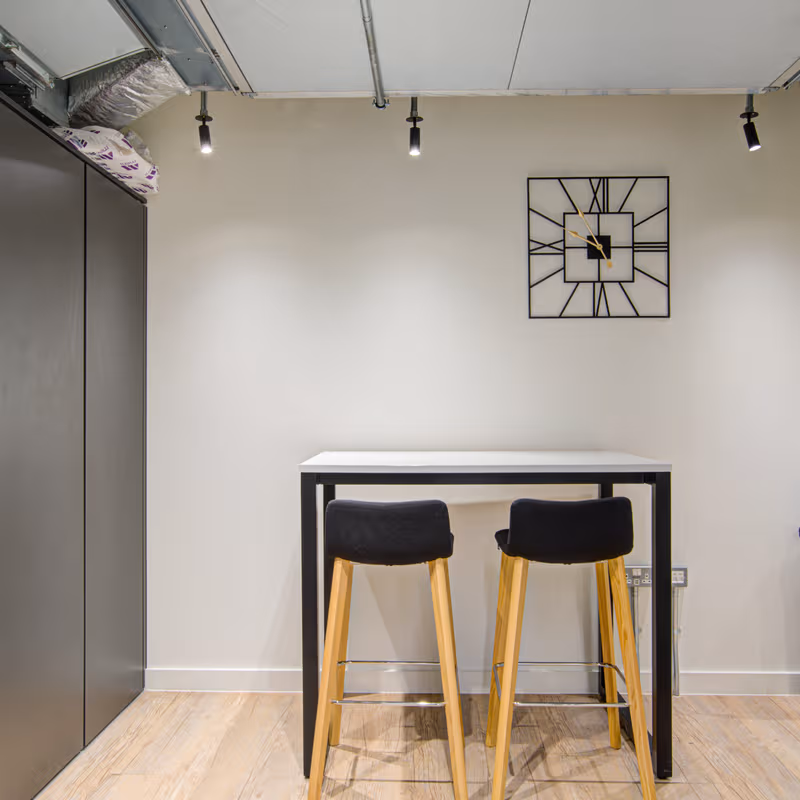 54 Brook's Mews, London - Image 5