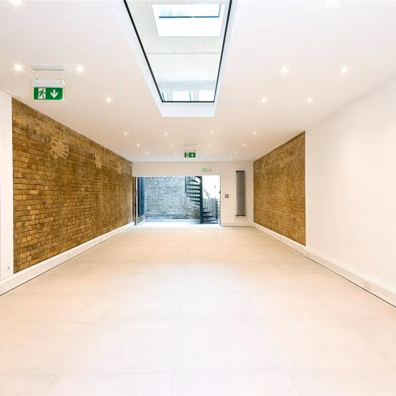 41 Mitchell St, London - Image 2