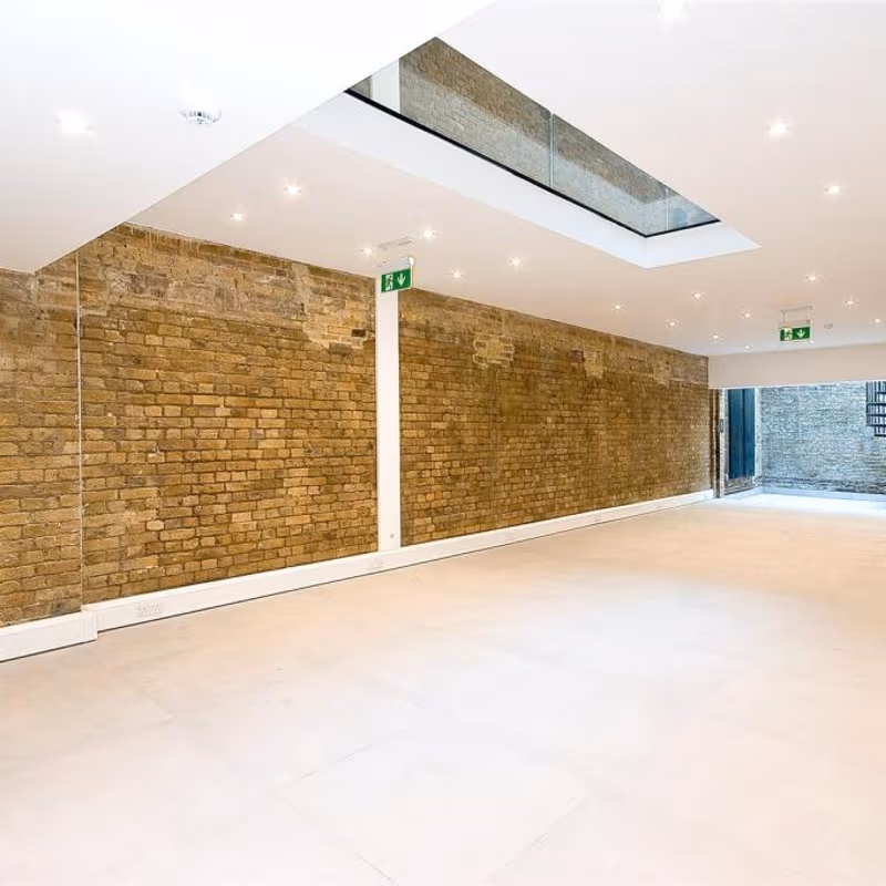41 Mitchell St, London - Image 1