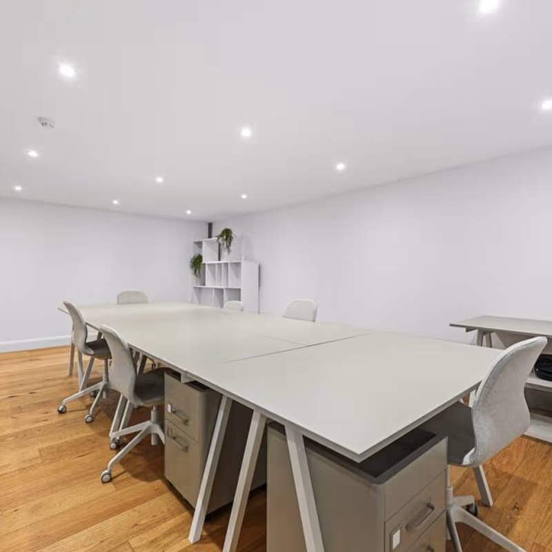 32B Wharf Rd, Shoreditch - Image 2
